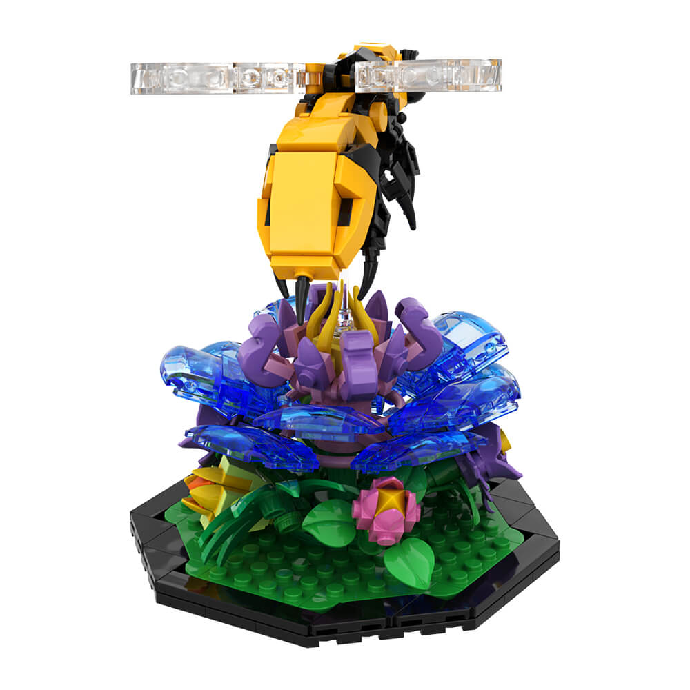 Bee / Butterfly / Dragonfly Garden Insect MOC 900pcs