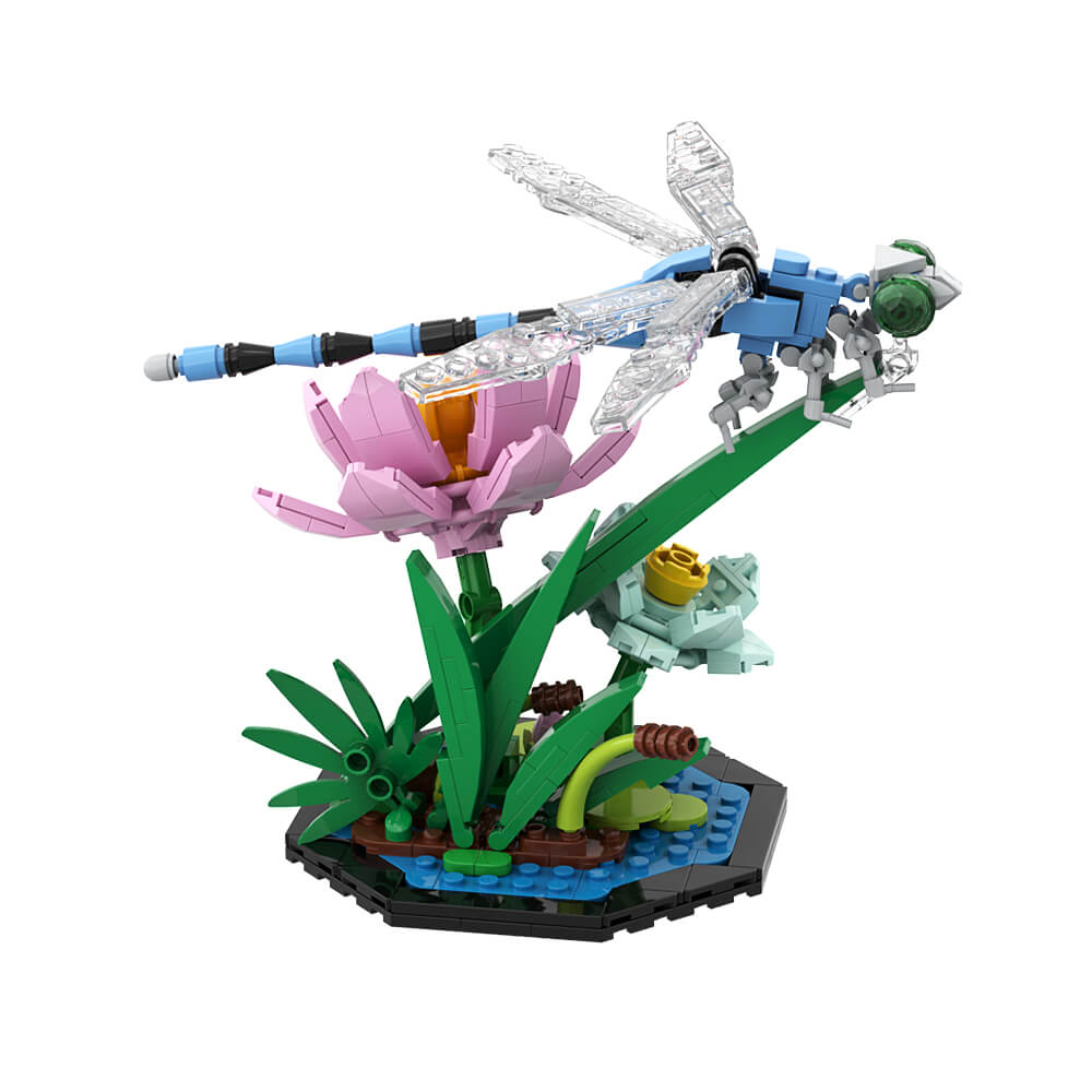 Bee / Butterfly / Dragonfly Garden Insect MOC 900pcs