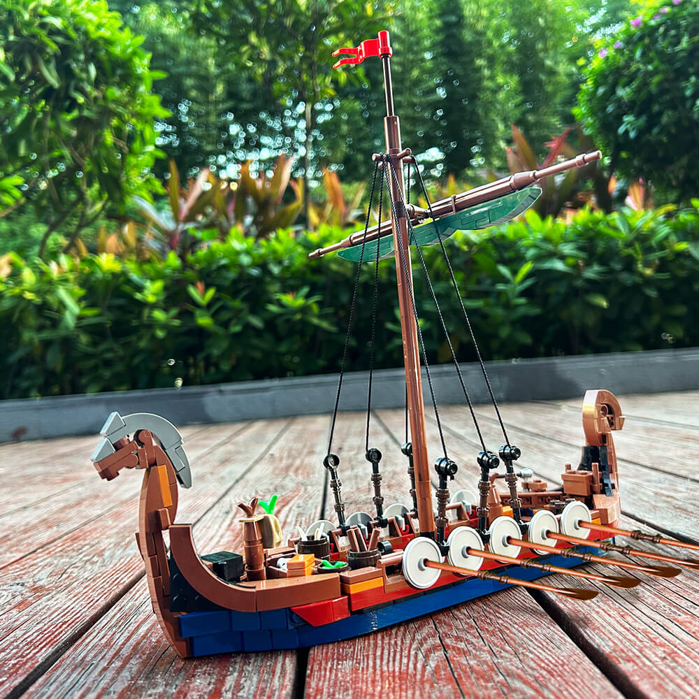 Viking Longship Drakkar/ Karvi /Snekkje MOC 454pcs