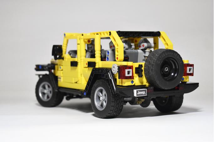 Jeep Wrangle Rubicon Convertible 1:8 | 1271pcs-Building Blocks set -Turbo Moc