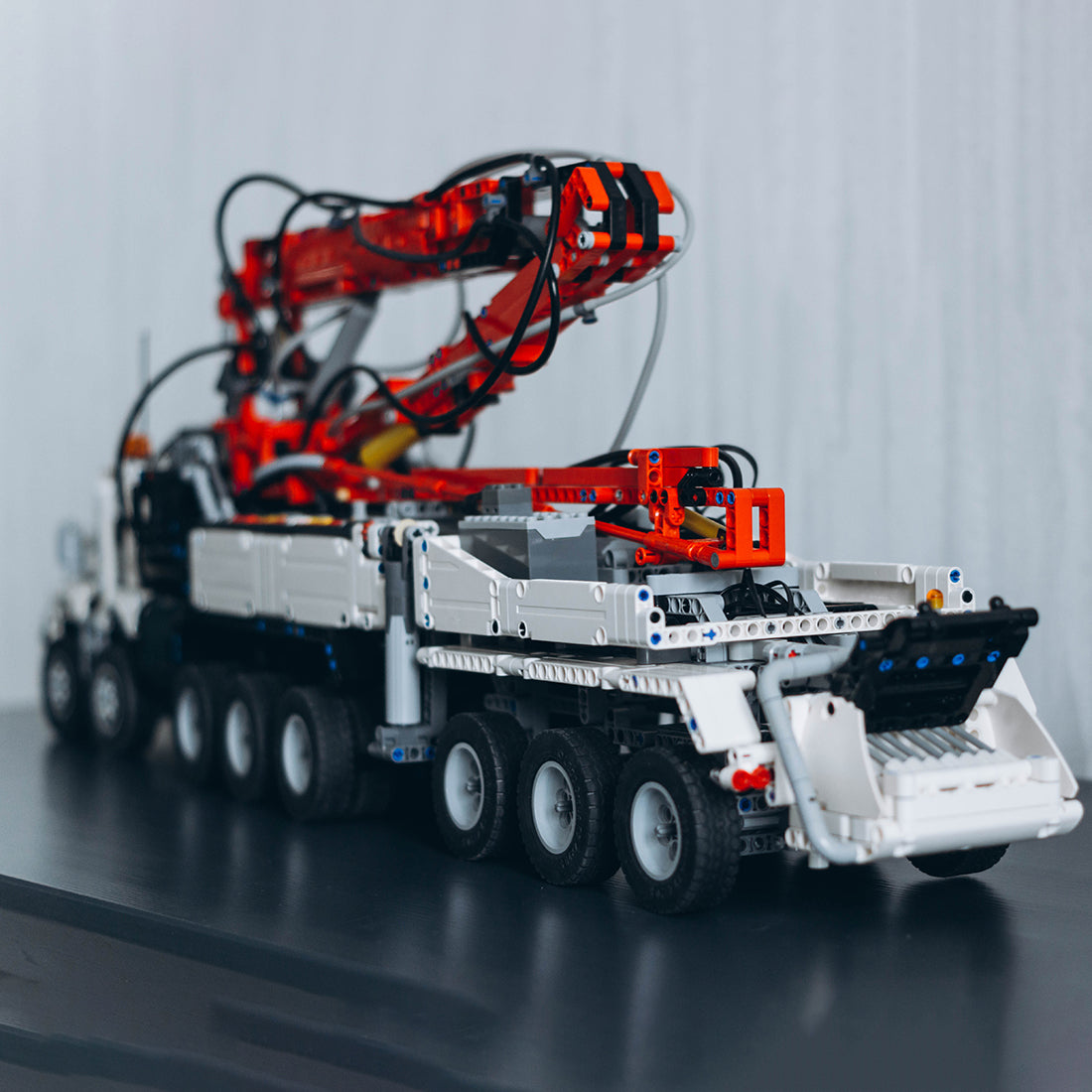 Image of product moc-105070-concrete-pump-truck