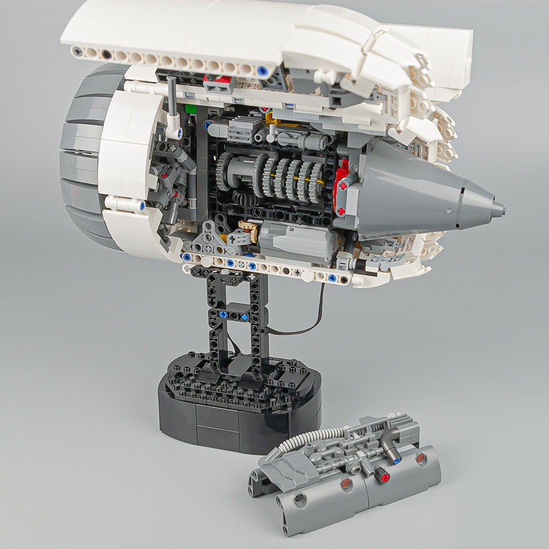 Image of product moc-133571-cfm-leap-engine-tech-model