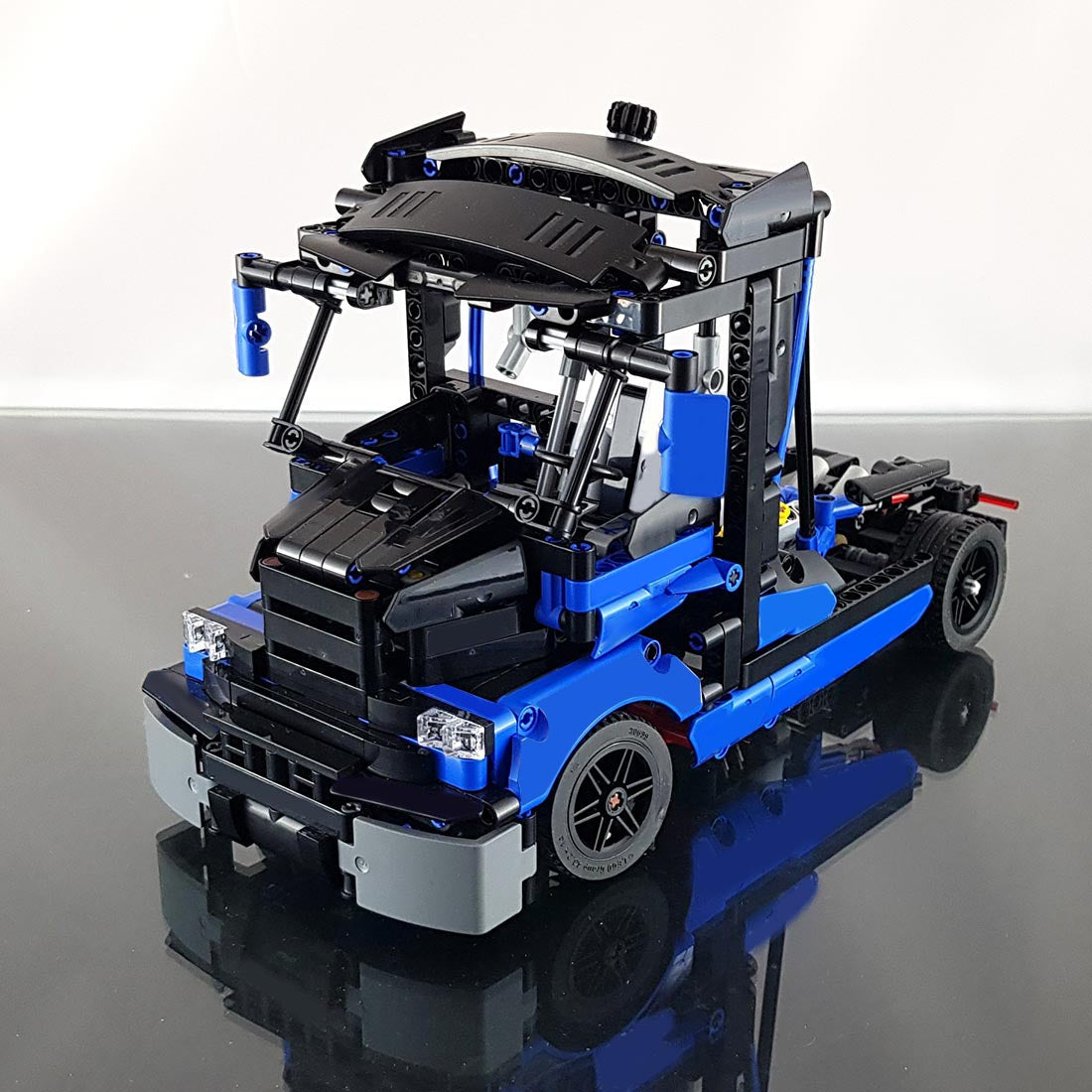 Image of product moc-61058-truck-model