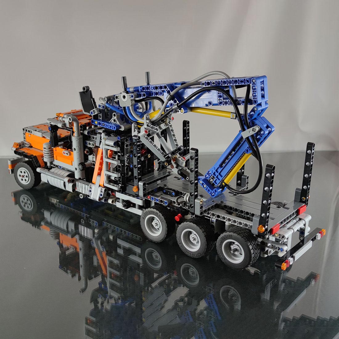 Image of product moc-92600-truck-model