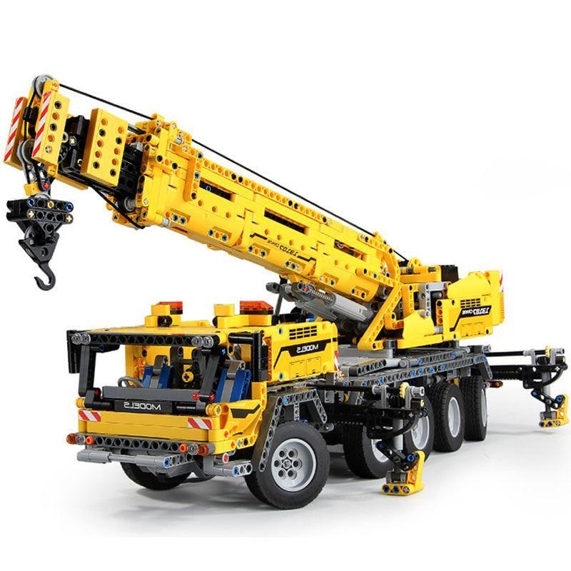 Mobile Lifting Crane with Remote Control 2590pcs-Building Blocks set -Turbo Moc