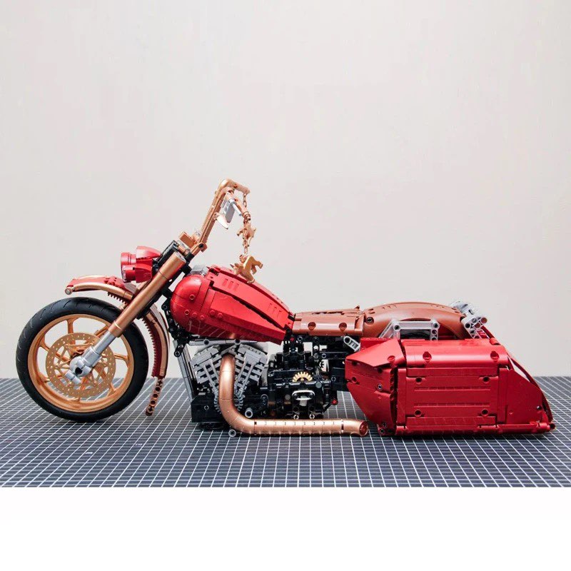 Red Motorcycle Chopper 2111pcs-Building Blocks set -Turbo Moc