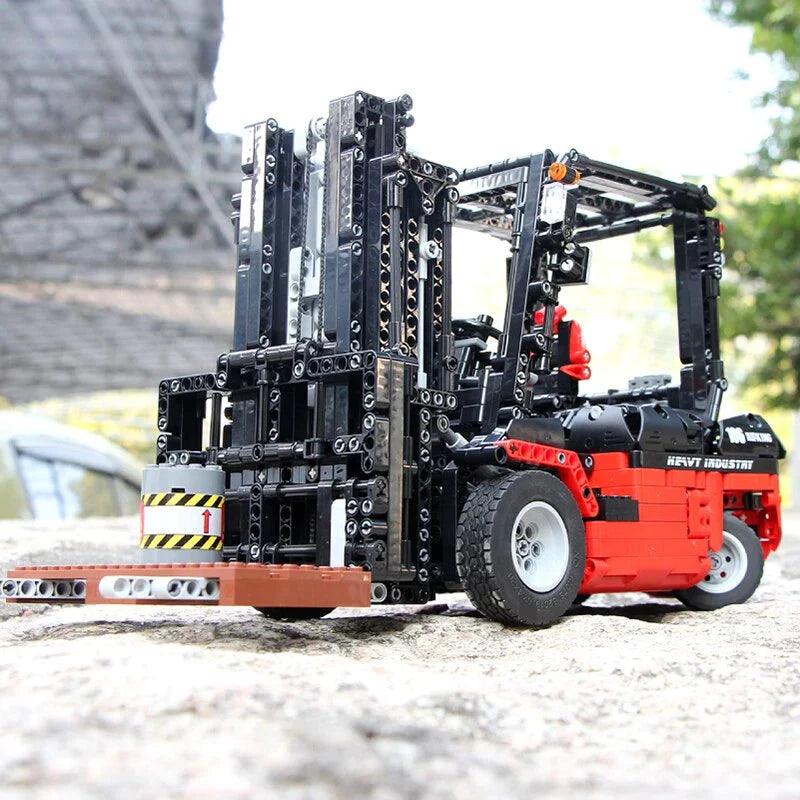 Remote Control Forklift 1719pcs-Building Blocks set -Turbo Moc