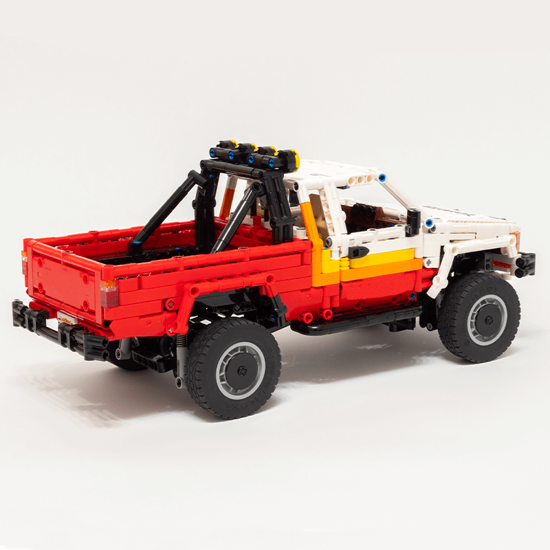 Toyota Hilux SR5 Ivan “Ironman” Stewart 1572pcs-Building Blocks set -Turbo Moc