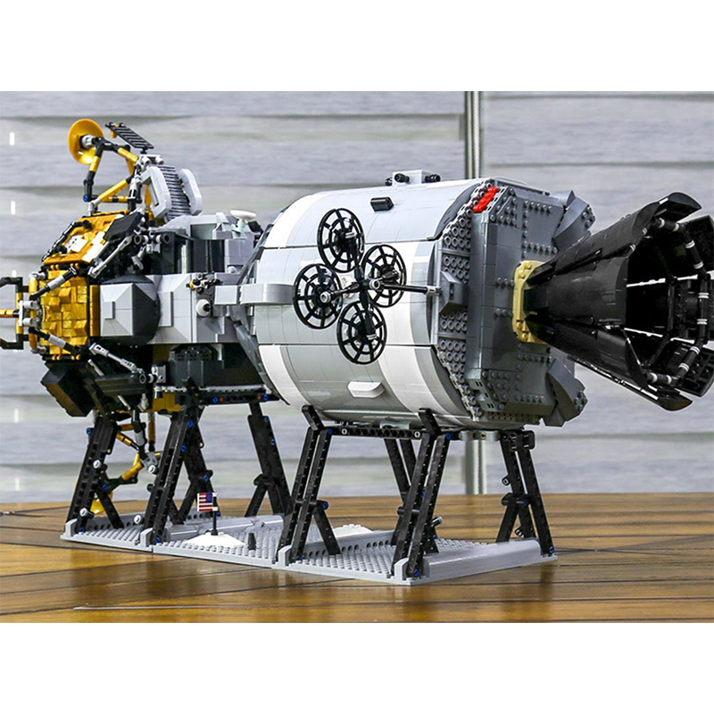 Apollo Spacecraft 7011pcs - Building Blocks set - Turbo Moc