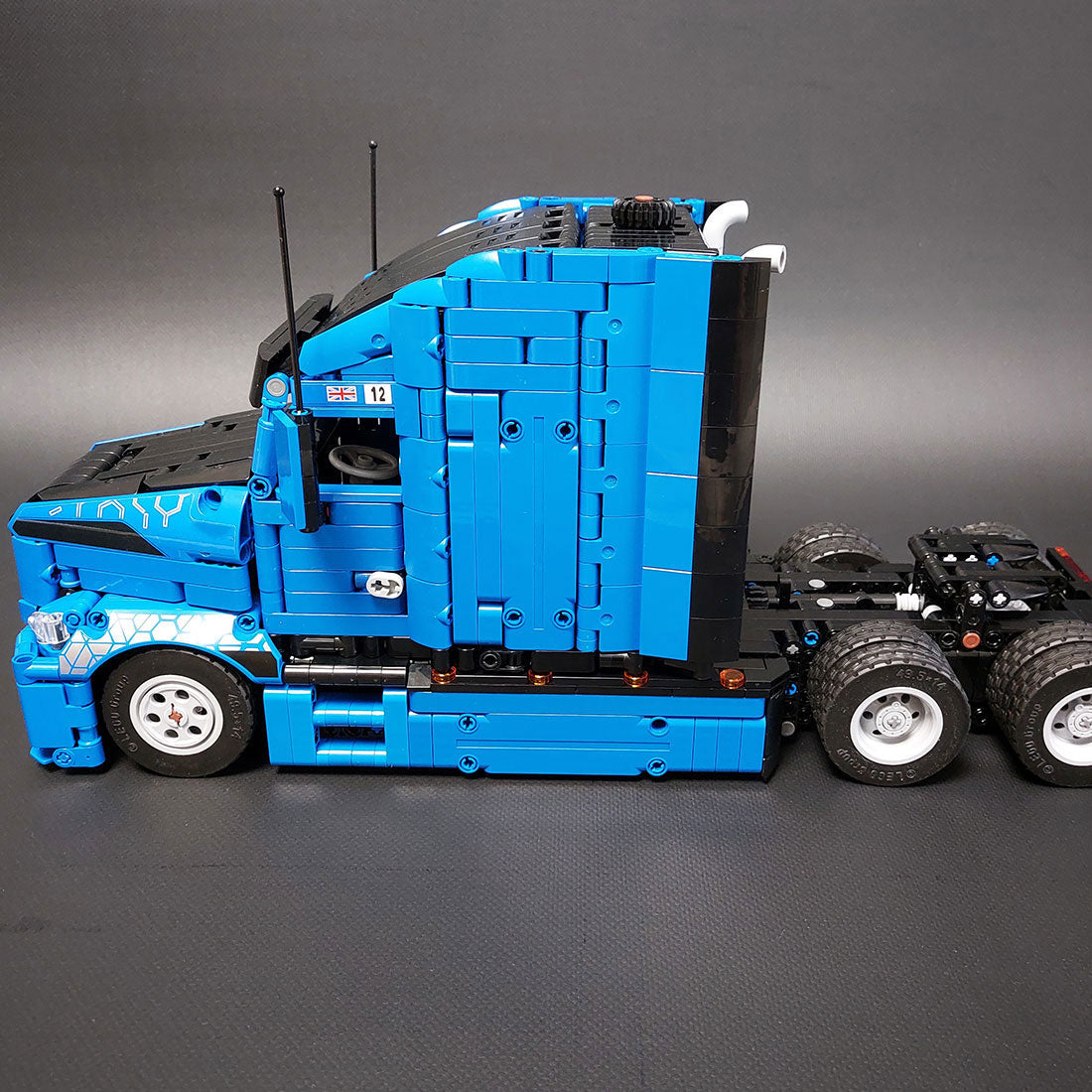 Image of product moc-103534-technology-american-heavy-duty-truck