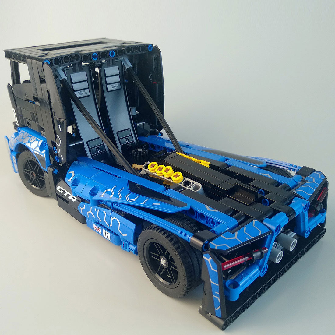 Image of product moc-78815-technology-american-light-truck