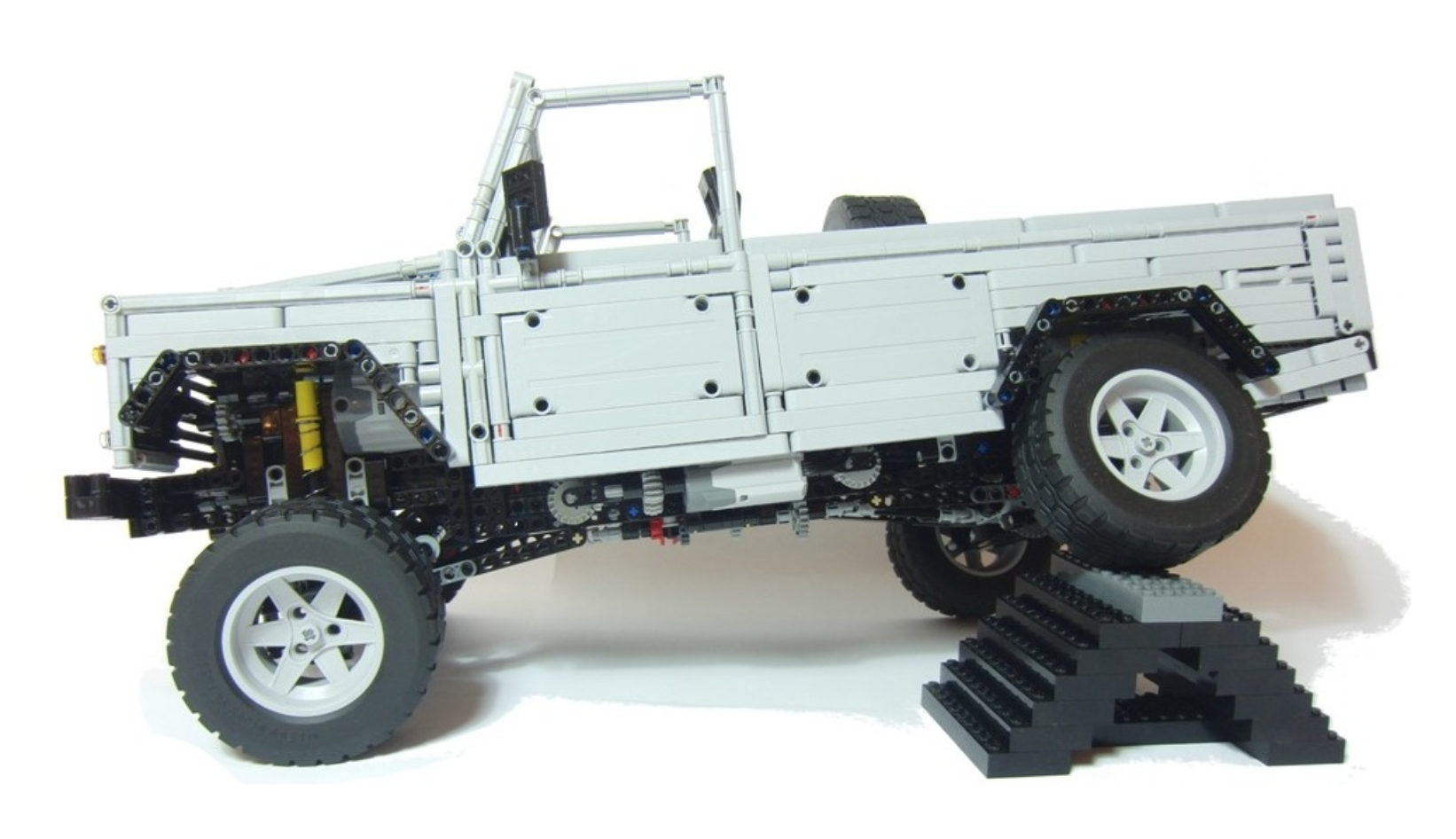 Remote Controlled SUV 3438pcs - Building Blocks set - Turbo Moc